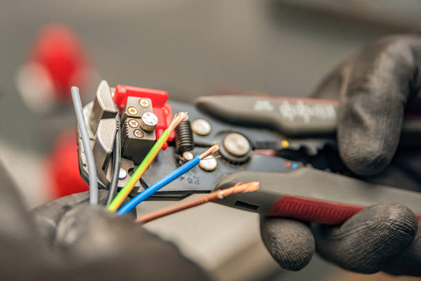 Best Electrical Installation Contractor  in Suquamish, WA